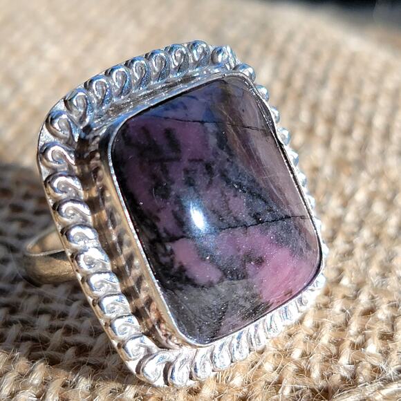 Handcrafted Sterling Silver Charoite Ring, Size 8 Natural Purple Stone - Picture 3 of 11